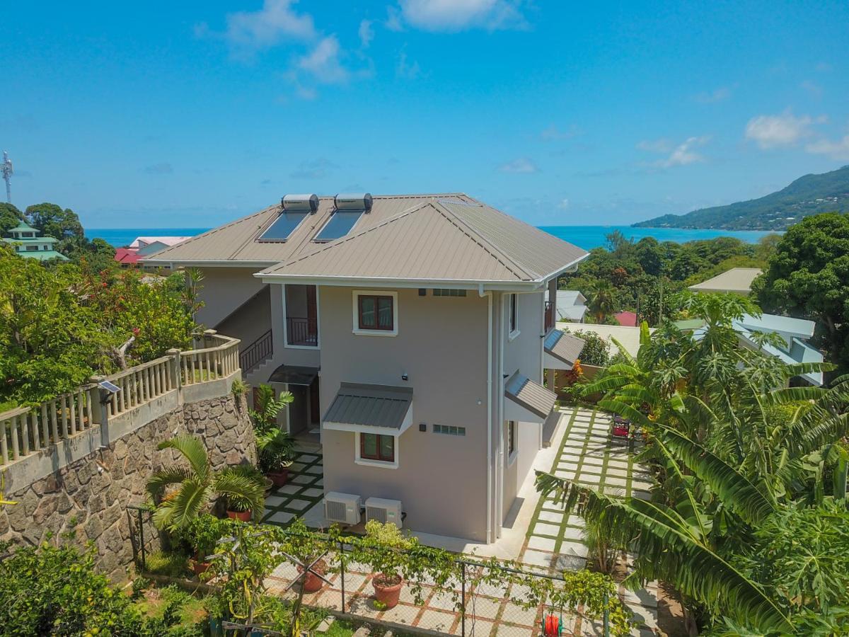 Whispering Palms Apartment Bel Ombre Bagian luar foto